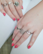 Afbeelding in Gallery-weergave laden, Aryana

