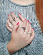 Afbeelding in Gallery-weergave laden, Aryana
